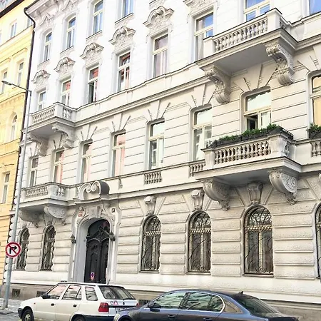 Comfortable In The Center Of Prag